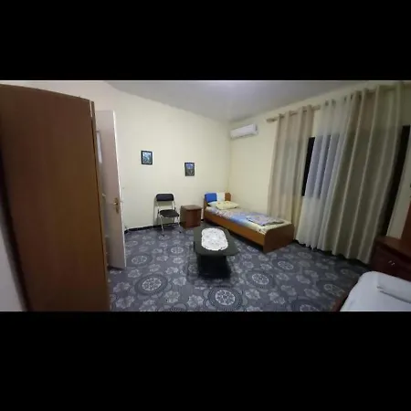Апартаменты Mance House
