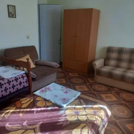Mance House Durrës