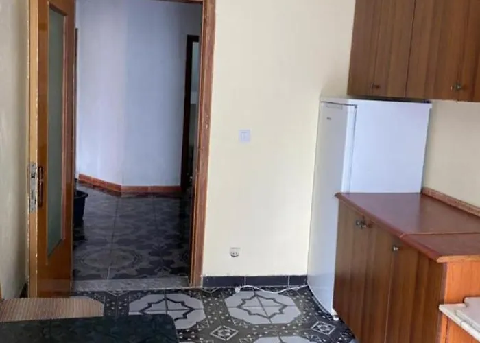 Mance House * Durres